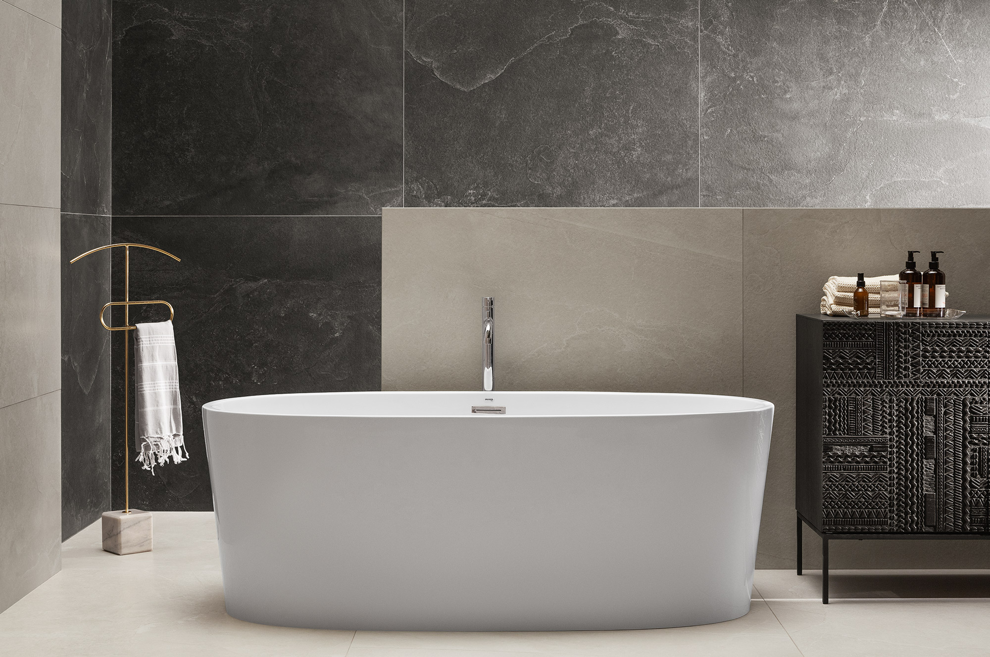 Porcelain Stone Tiles in a contemporary luxury bathroom - Grand Cave White & Graphite